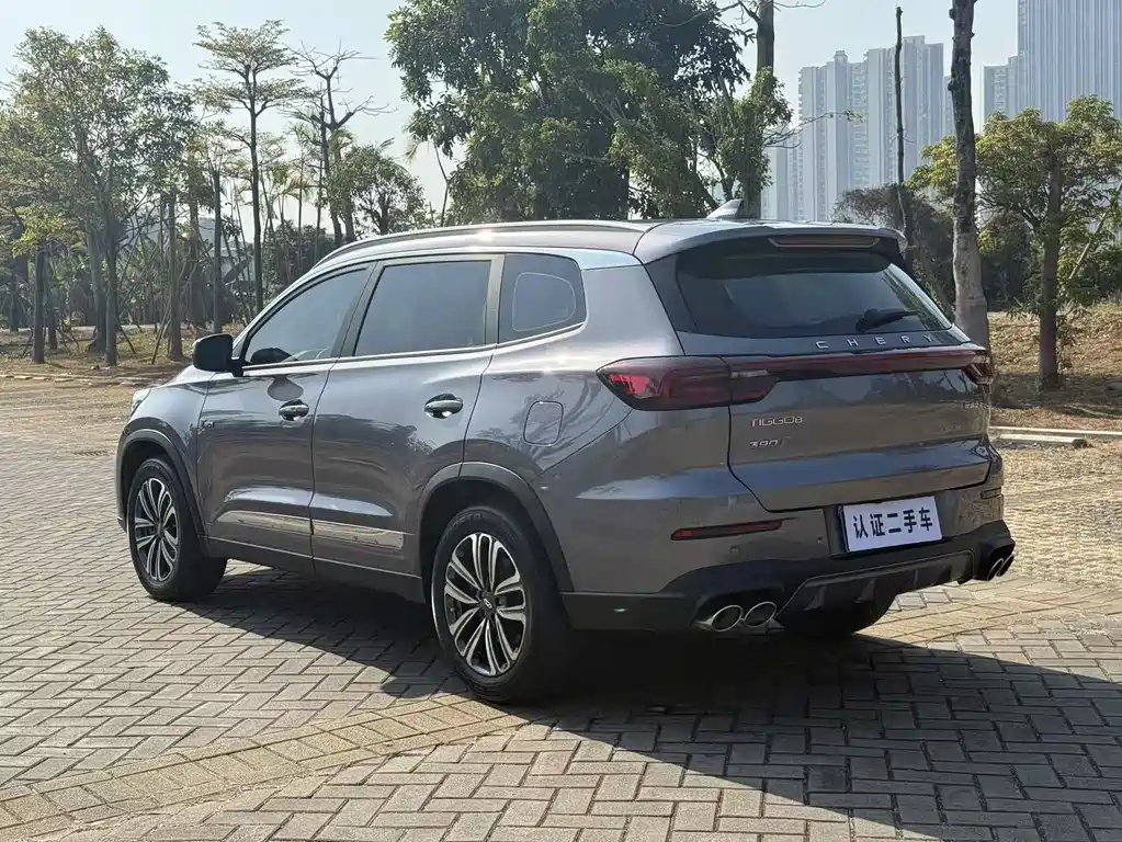 CHERY TIGGO 8