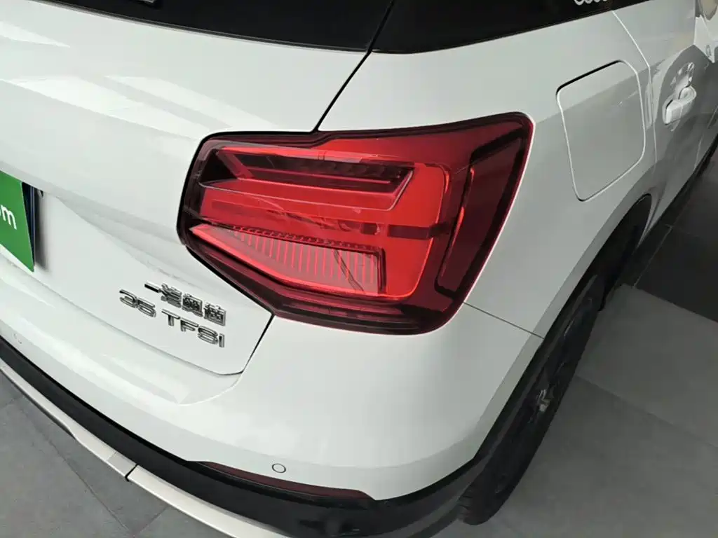 Audi Q2L — миниатюра 8