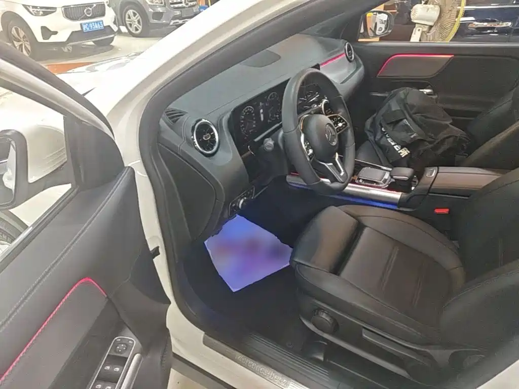 Mercedes-Benz GLA — миниатюра 16