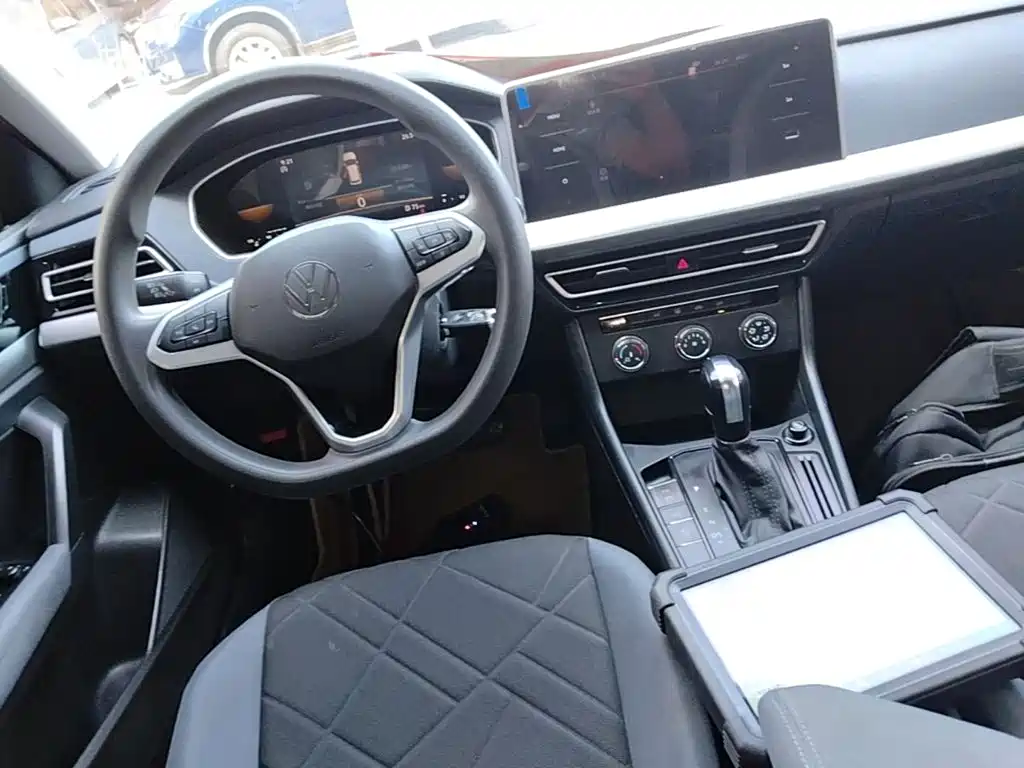 Volkswagen Lavida — миниатюра 10