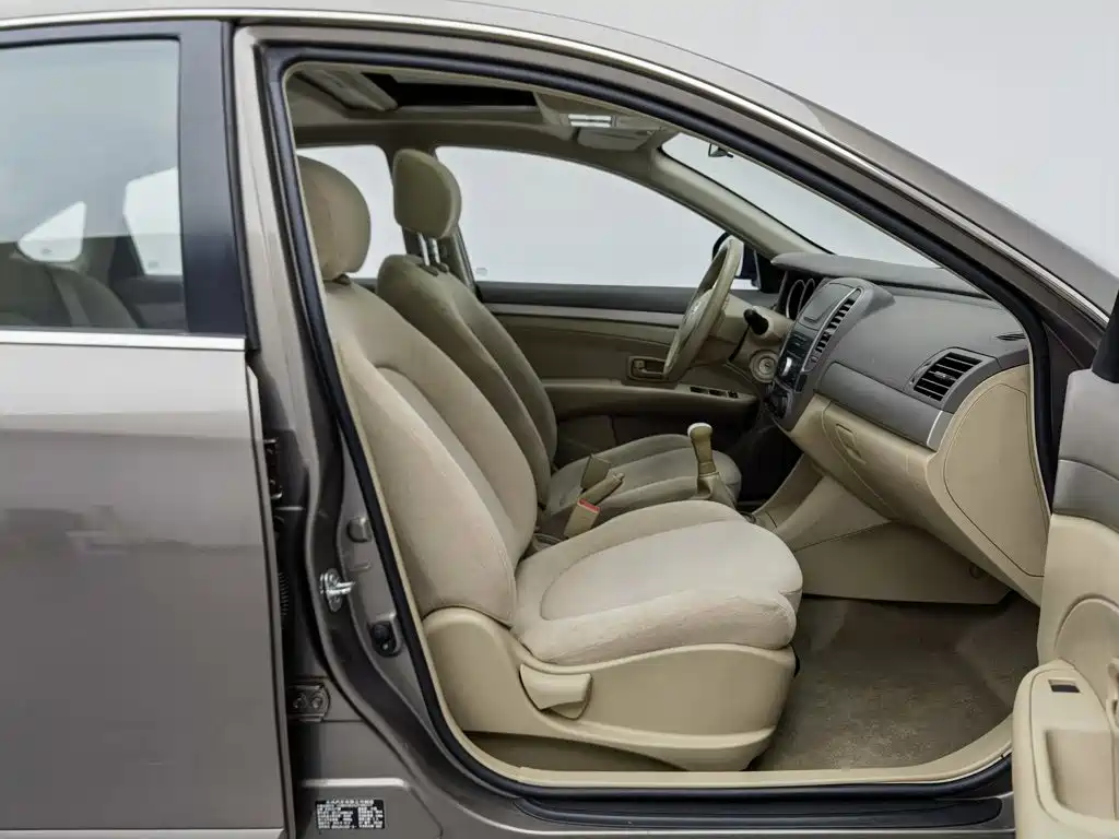 Nissan Sylphy — миниатюра 23