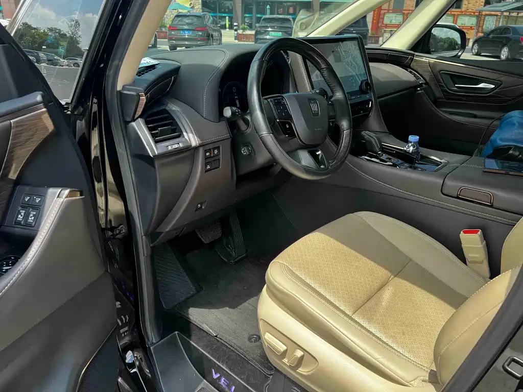 Toyota Vellfire — миниатюра 9