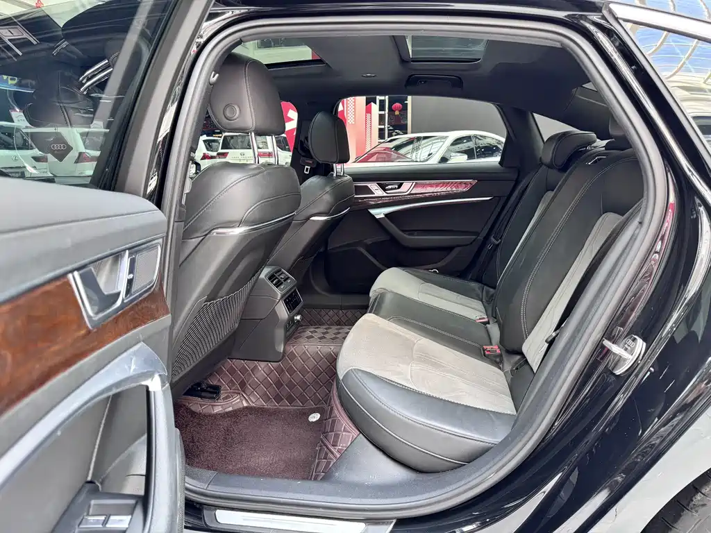 Audi A6L — миниатюра 6