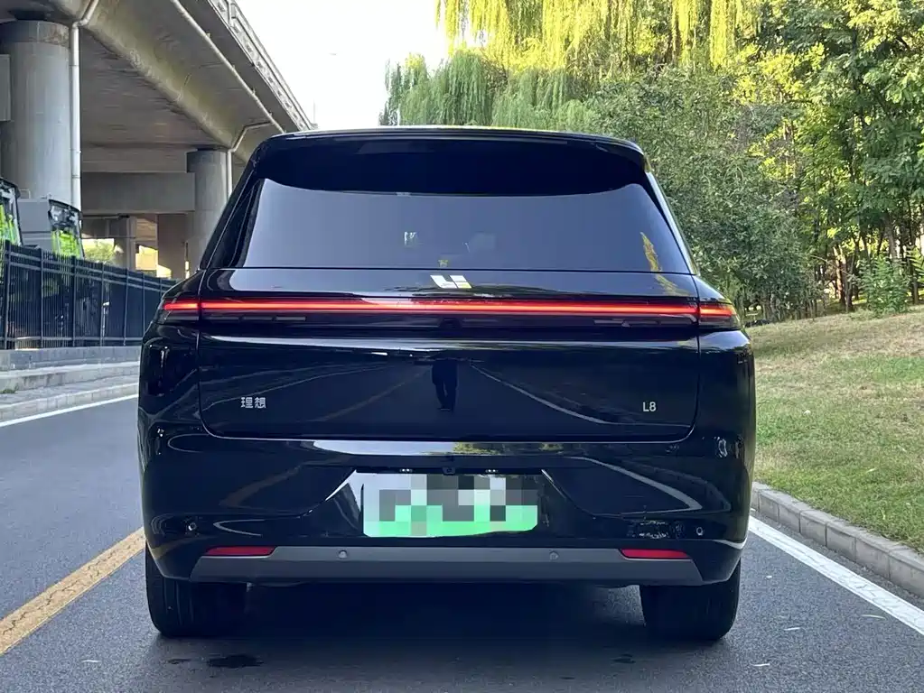 Li Auto Li L8 — миниатюра 2