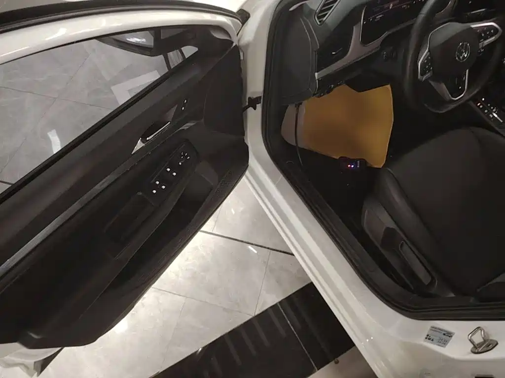 Volkswagen Bora — миниатюра 16