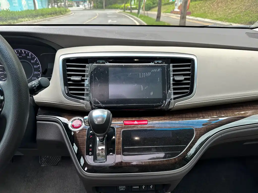 Honda Odyssey — миниатюра 12