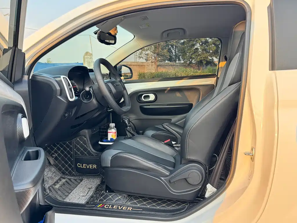 Roewe Clever — миниатюра 19