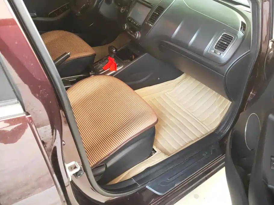 Kia K3 — миниатюра 8