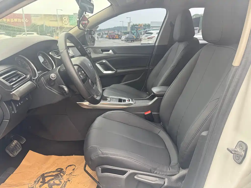 Peugeot 408 — миниатюра 10