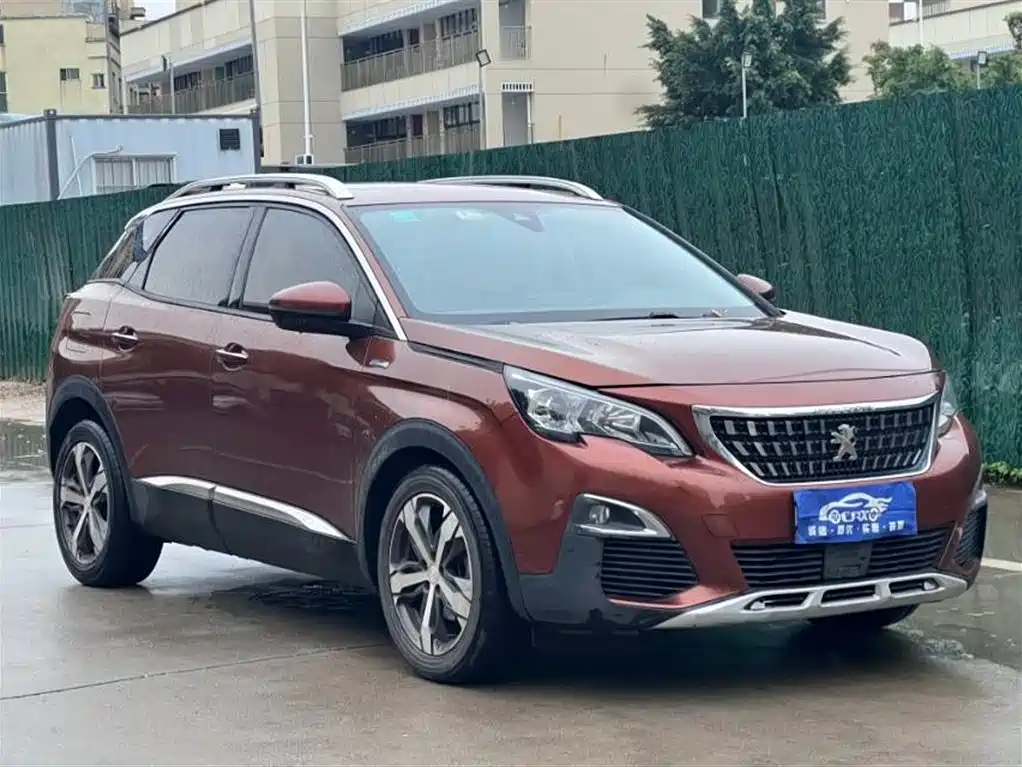 PEUGEOT 4008