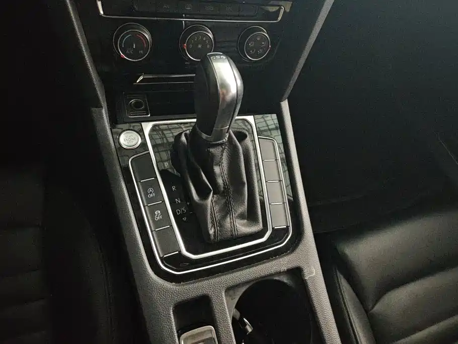 Volkswagen Magotan — миниатюра 16