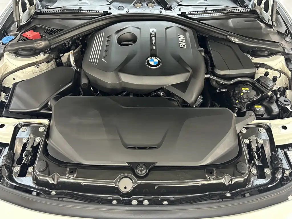 BMW 3 Series — миниатюра 9