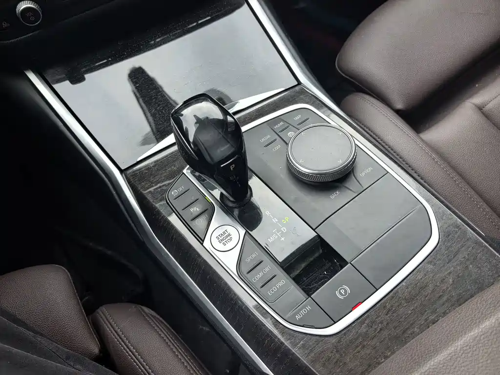 BMW 3 Series — миниатюра 8