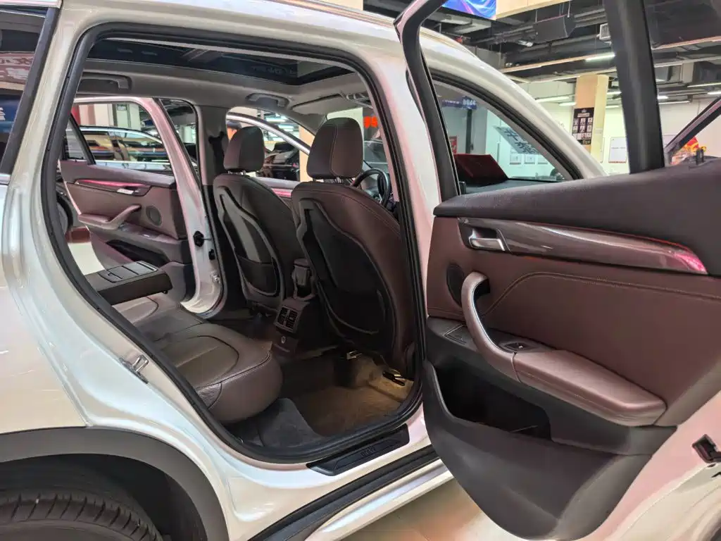 BMW X1 — миниатюра 9