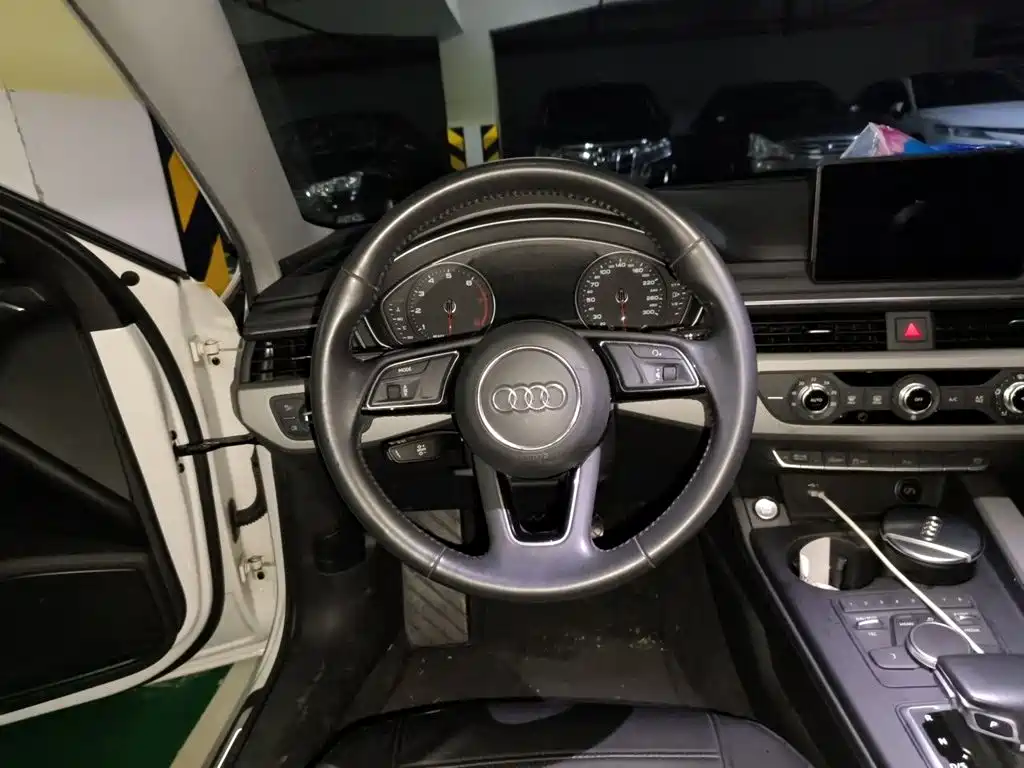Audi A4L — миниатюра 3