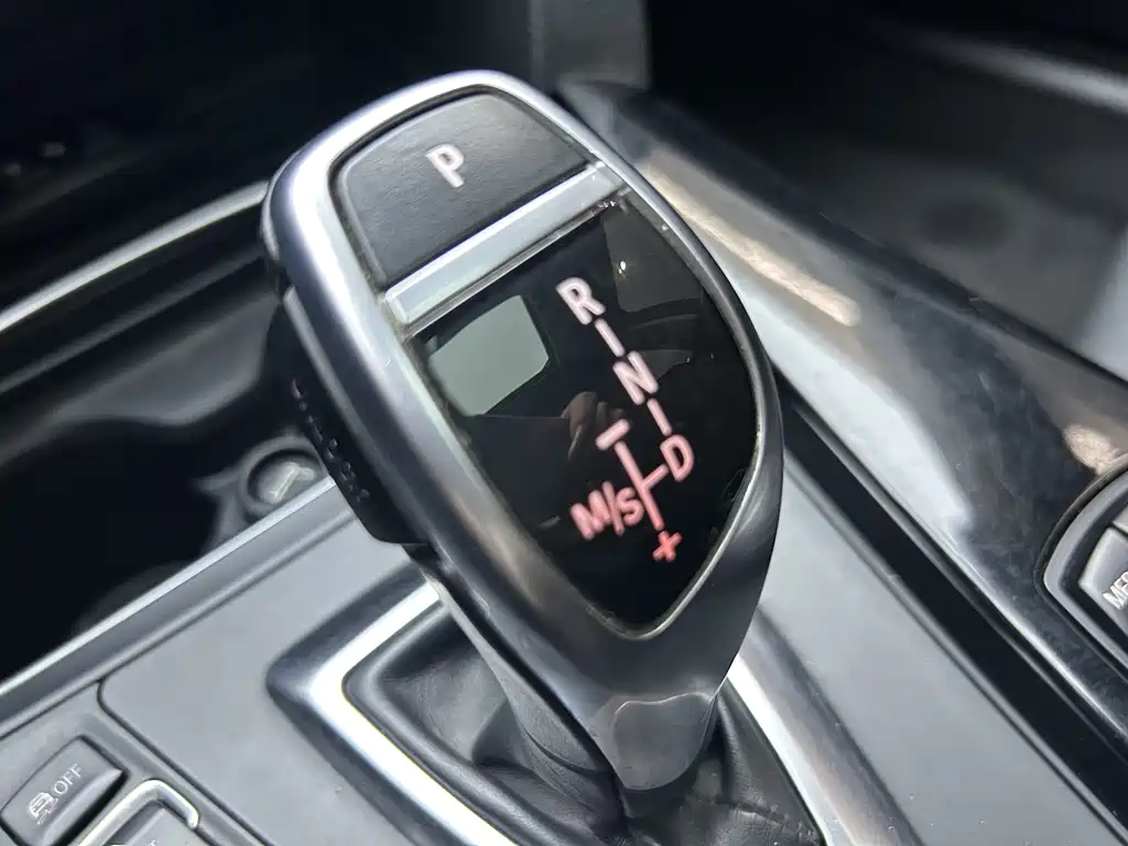 BMW 3 Series — миниатюра 29