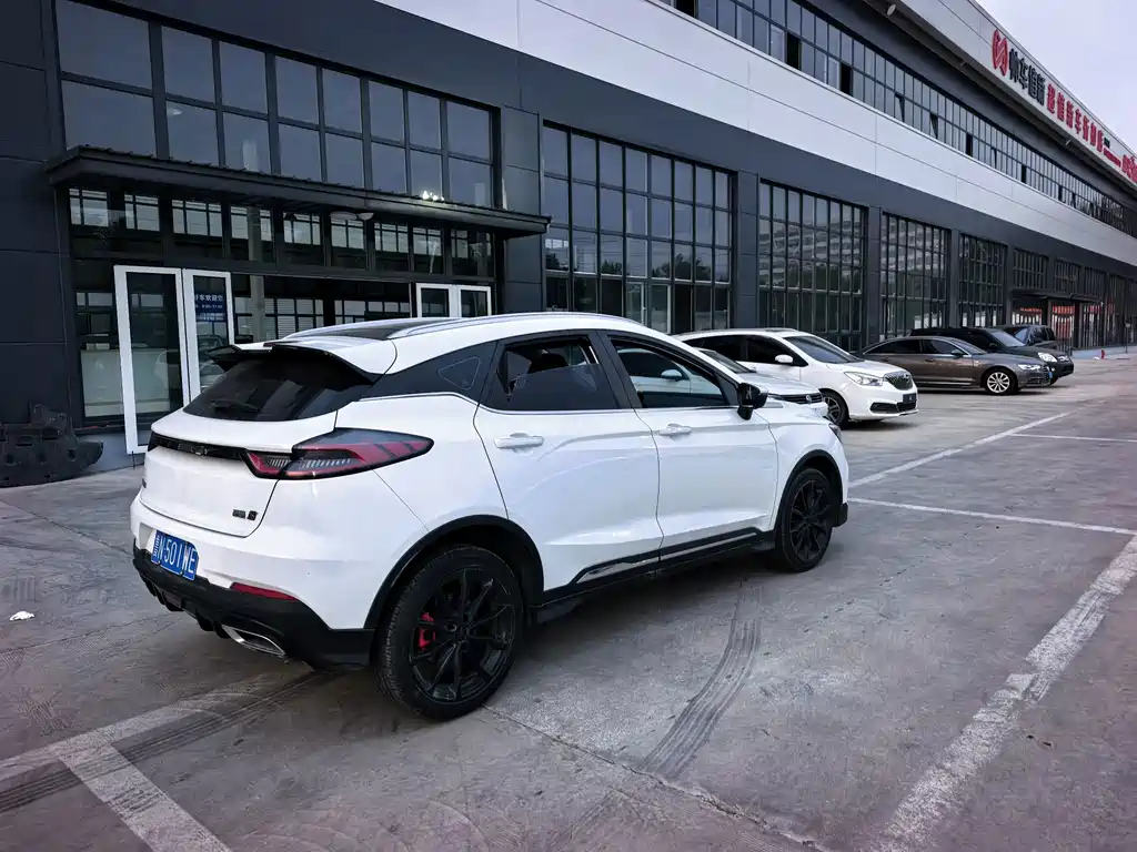 Geely Emgrand S — миниатюра 5