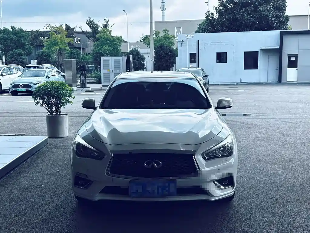 Infiniti Q50L — миниатюра 2