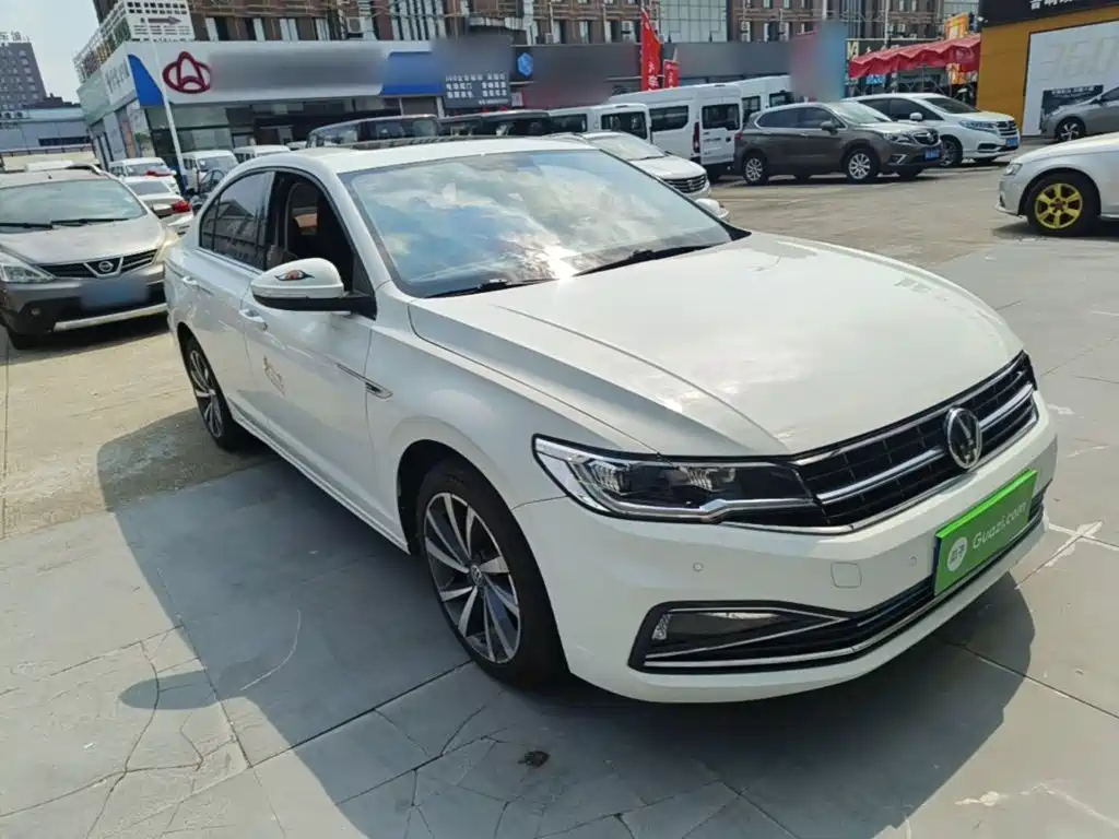 Volkswagen Bora — миниатюра 4