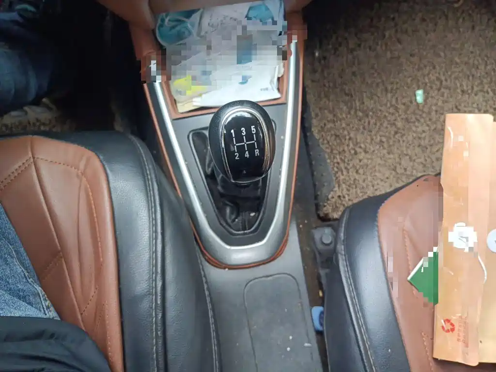 Geely King Kong — миниатюра 15
