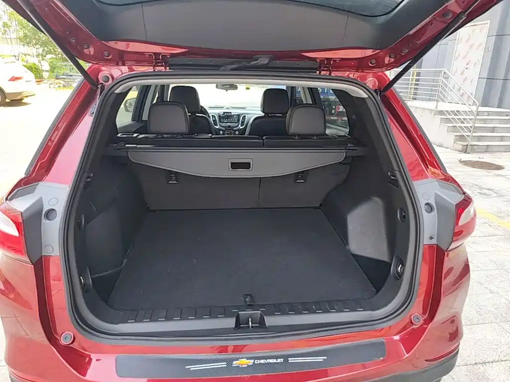 Chevrolet Equinox — миниатюра 19
