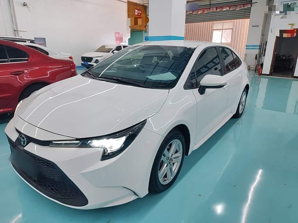 Toyota Levin 1.5 л 2022 г. Белый, пробег 45500 км