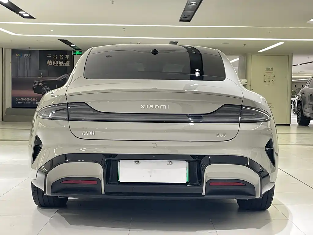 Xiaomi SU7 — миниатюра 5