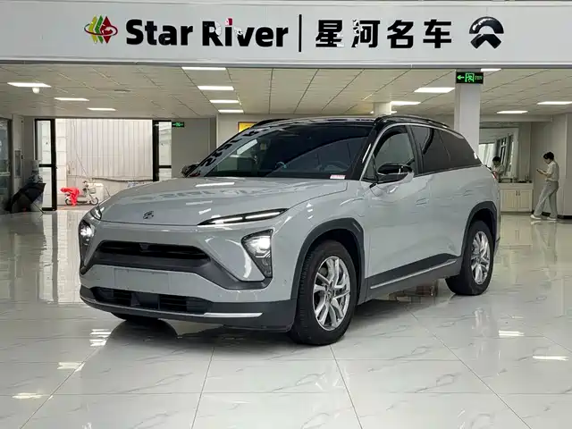 NIO ES6