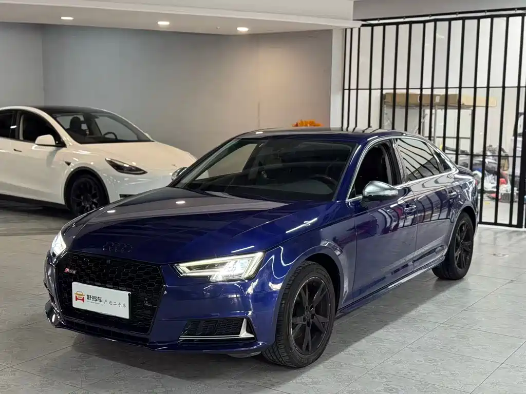 Audi A4L 2017