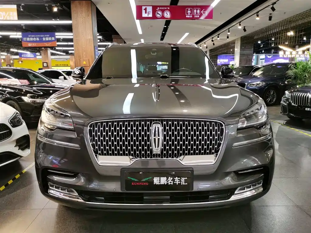 Lincoln Aviator 2020 3.0T V6