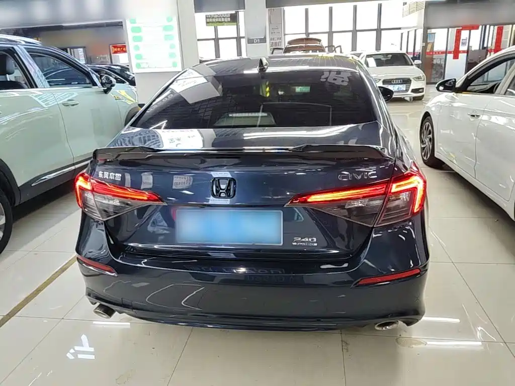 Honda Civic — миниатюра 6