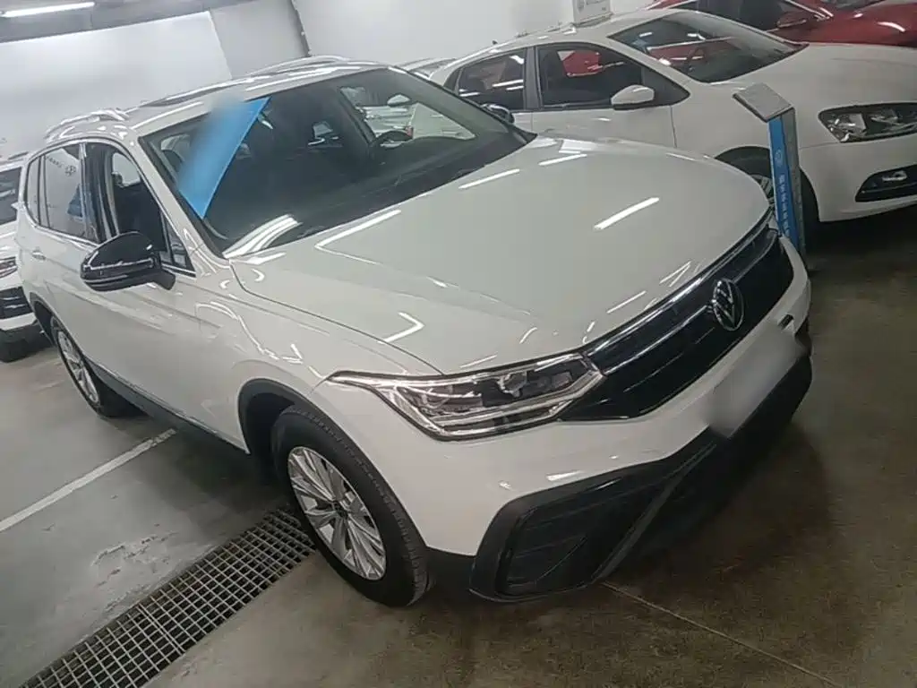 Volkswagen Tiguan L — миниатюра 4