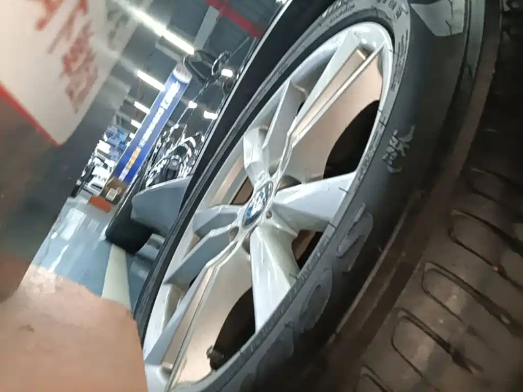 BMW X5 (Import) — миниатюра 22
