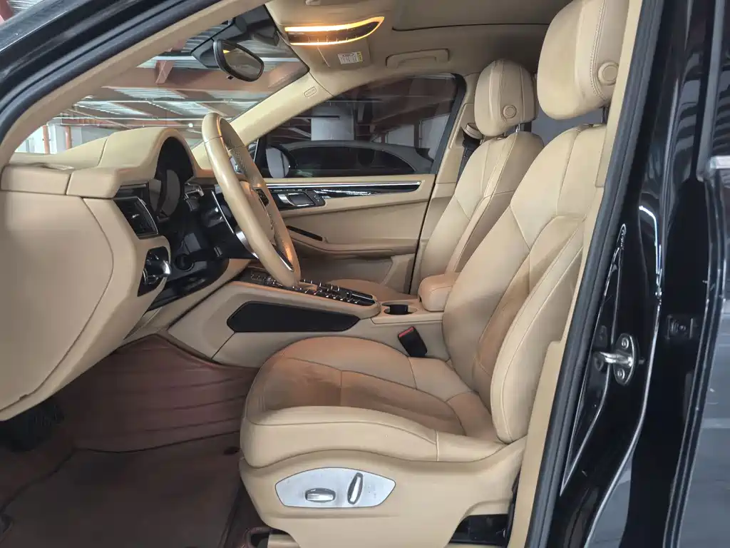 Porsche Macan — миниатюра 4