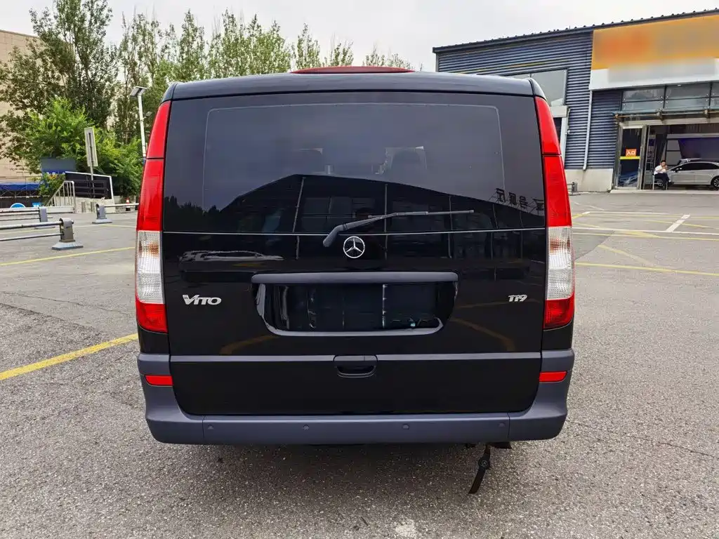 Mercedes-Benz Vito — миниатюра 6