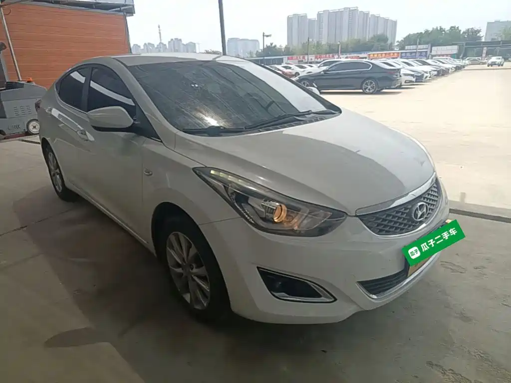 Hyundai Elantra Langdong — миниатюра 4