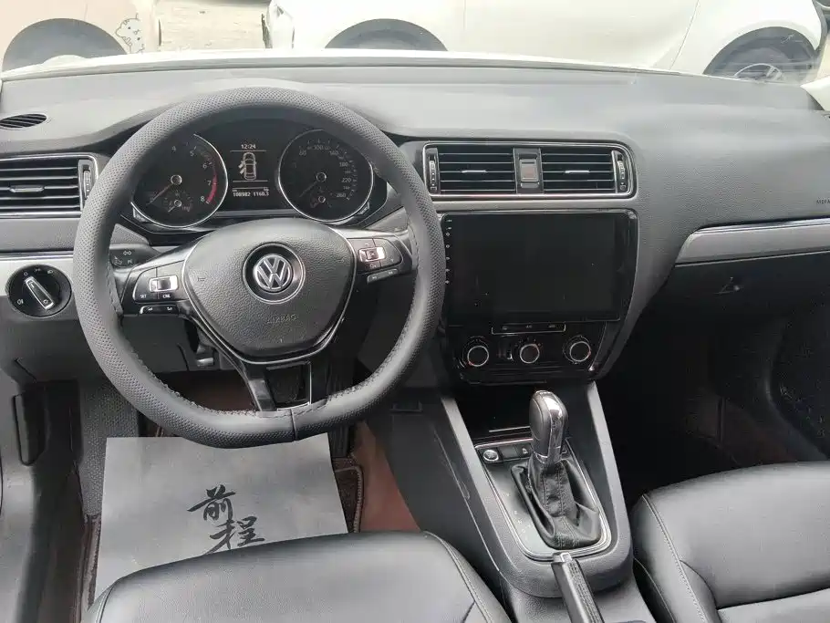 Volkswagen Sagitar — миниатюра 12