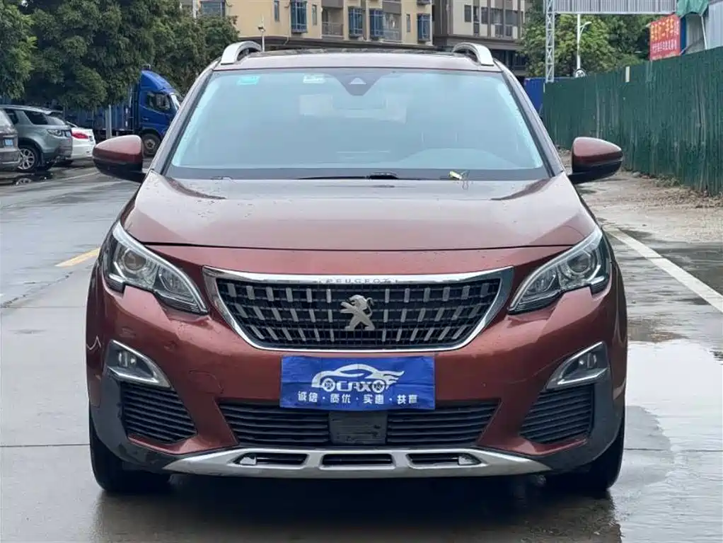 PEUGEOT 4008