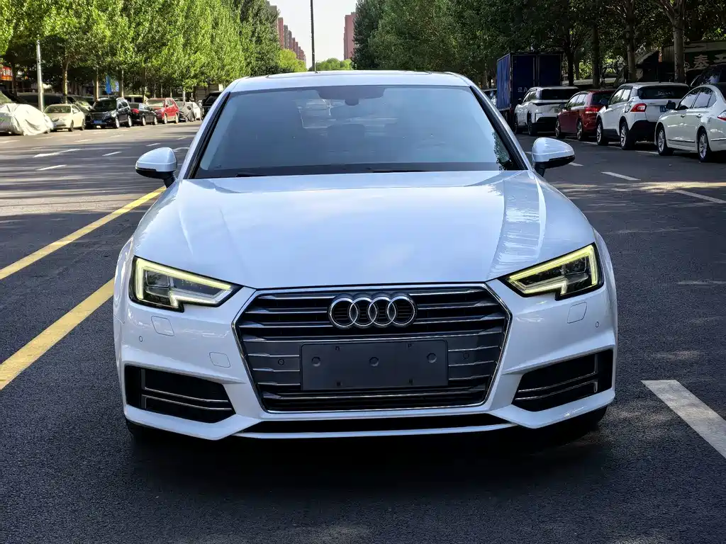 Audi A4L — миниатюра 2
