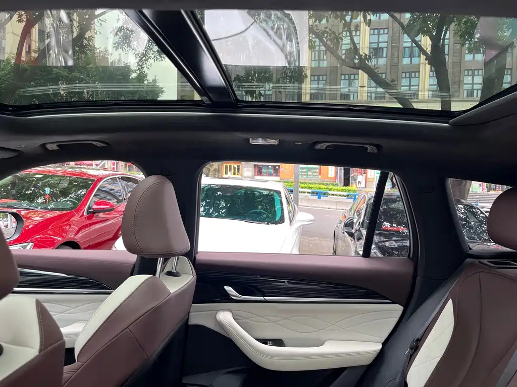 Geely Xingyue L — миниатюра 12