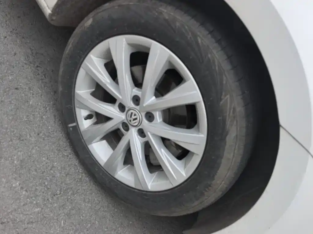 Volkswagen Lavida — миниатюра 24