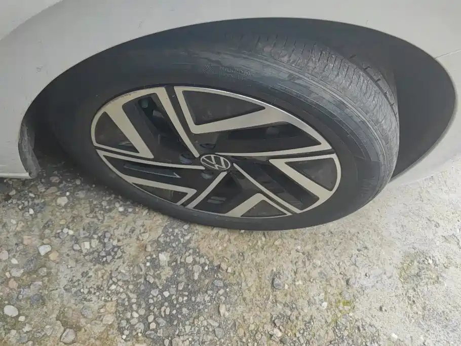 Volkswagen Sagitar — миниатюра 6