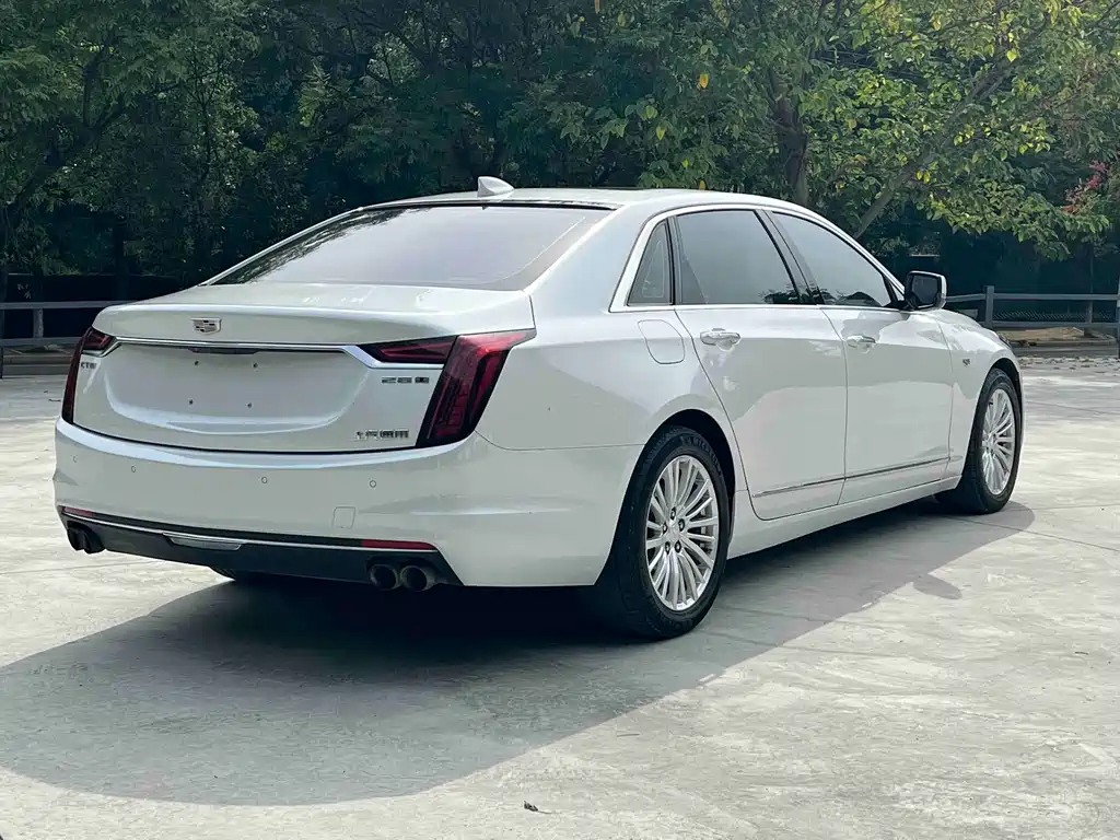 Cadillac CT6 — миниатюра 6
