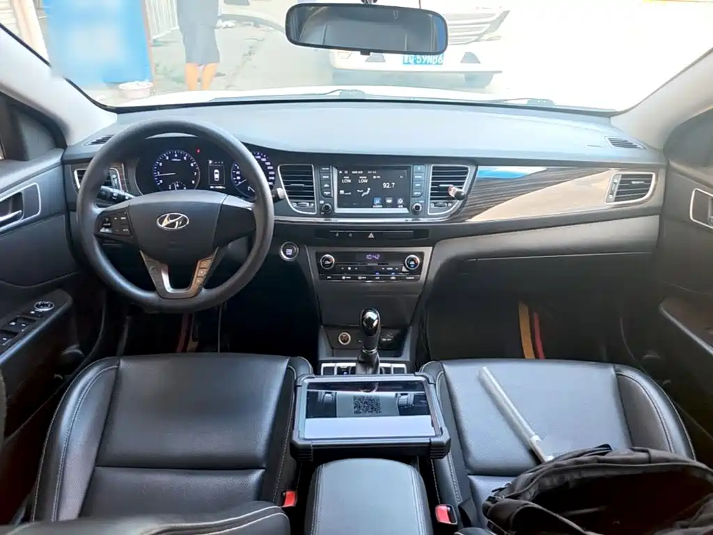 Hyundai Mistra — миниатюра 10
