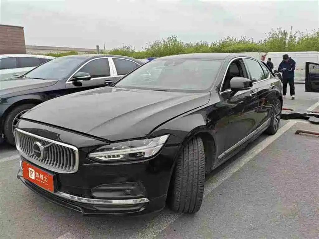 Volvo S90 2021