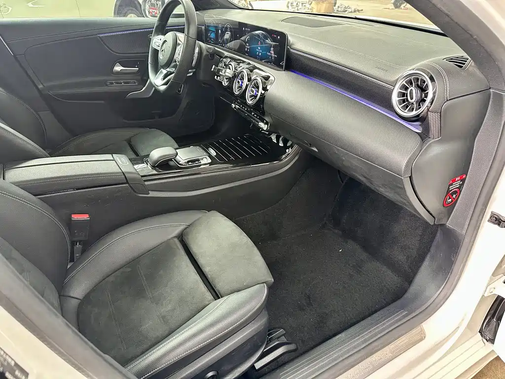 Mercedes-Benz A-Class — миниатюра 13