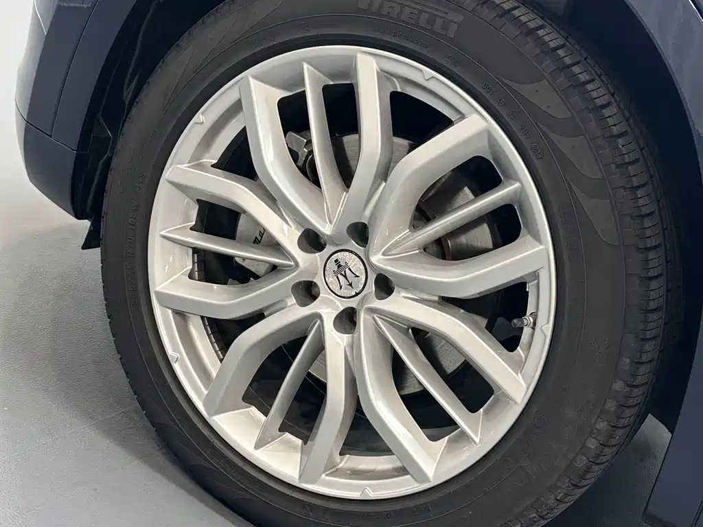 Maserati Levante — миниатюра 7