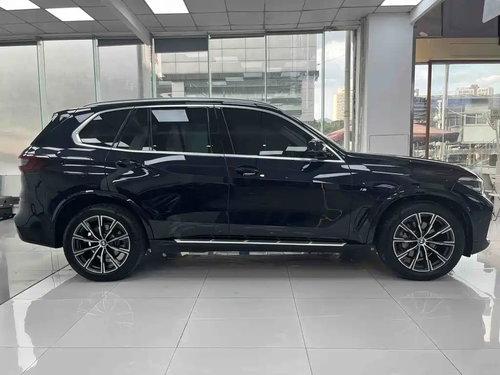 BMW X5 2021 xDrive30i M Sport