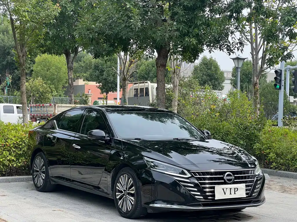 Nissan Teana — миниатюра 3
