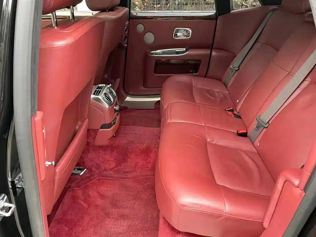 Rolls-Royce Ghost 2010 6.6T Standard